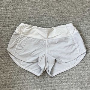 Lululemon speed up short 2.5 white